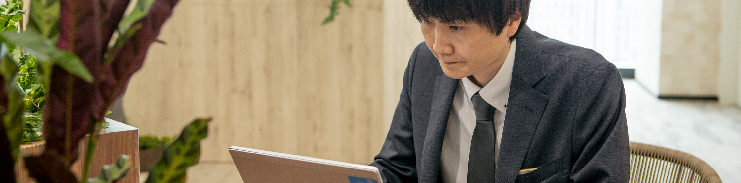 ダイキン情報システムの魅力 ビジュアル画像 PC